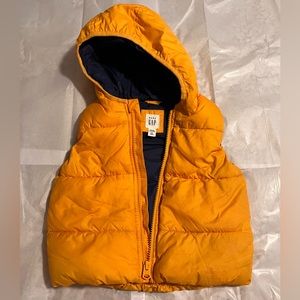 Baby gap 18-24 months puffer vest